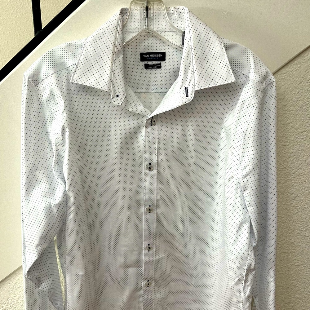 Van Heusen Mens Long Sleeve Dress Shirt